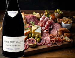 Frédéric Magnien: Côte de Nuit 2015 - Etiquette abimée